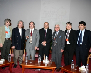 Professor El Naschie with Nobel Laureate Murray Gell-Mann
and a host of distinguished Physicists.